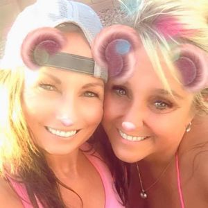 Meet your Posher, April